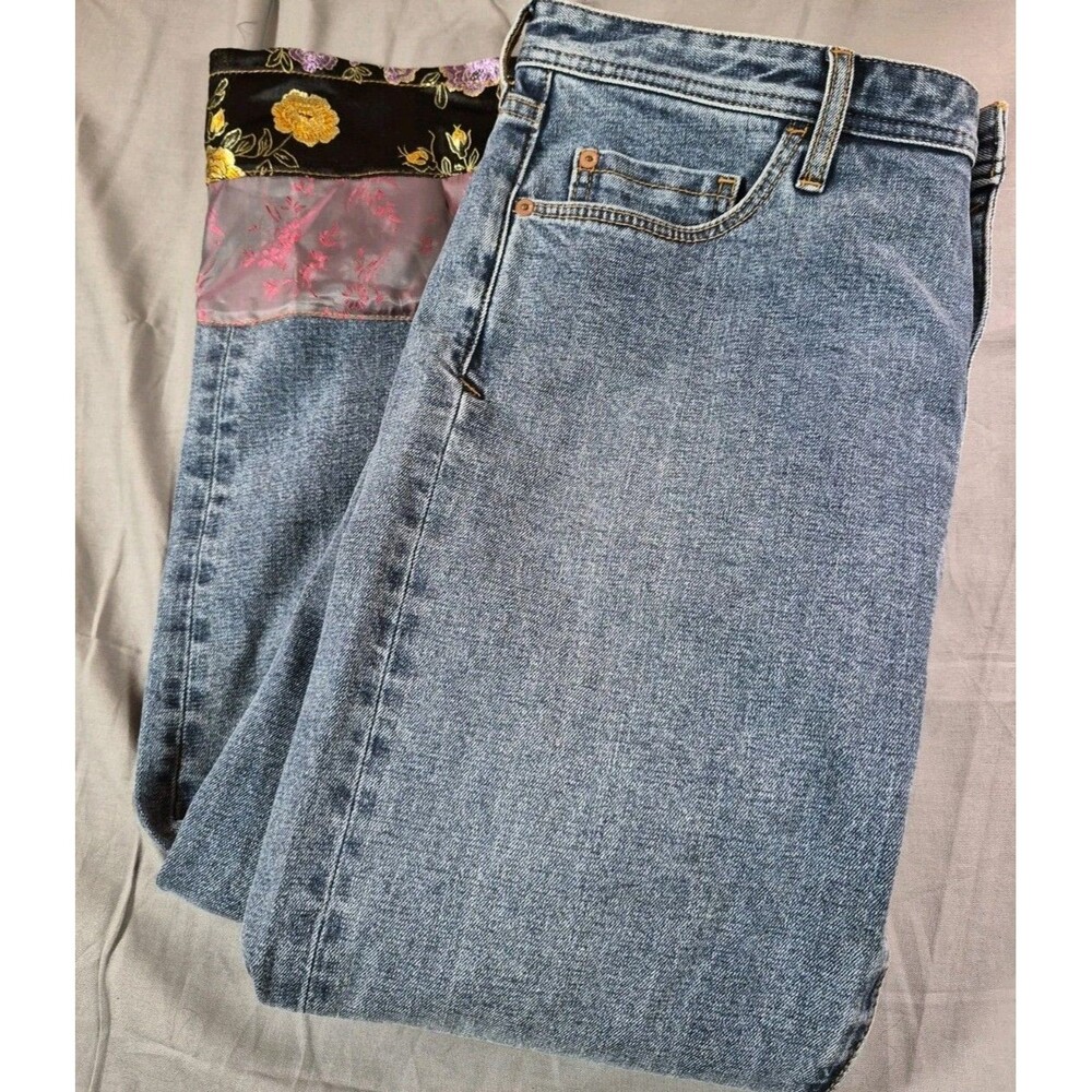Pilcro Slim Boyfriend Patchwork Hem Jeans Women's Size 30 Floral Satin Hem Cuff